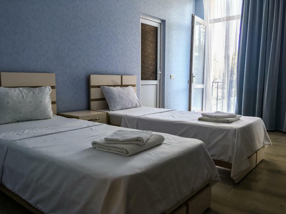 Golden House Hotell Anaklia Eksteriør bilde